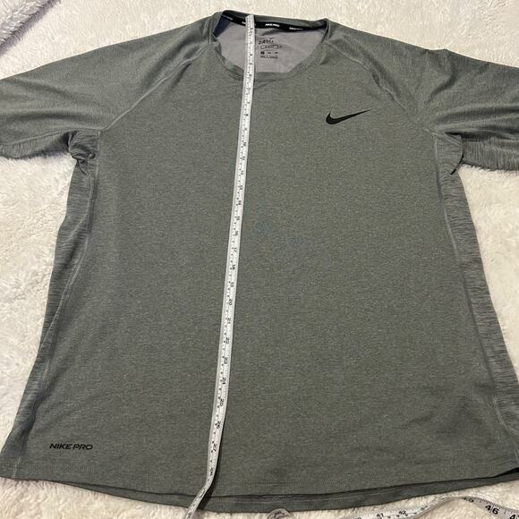 Nike Mens Bundle Slim Fit 2XL Green/Grey Workout Athleisure Luxe Shrt/Lng Sleeve - Picture 2 of 9